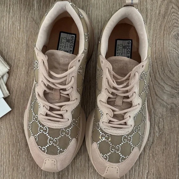 AUTHENTIC GUCCI RUN GG CRYSTAL MESH SNEAKERS - Picture 11 of 13